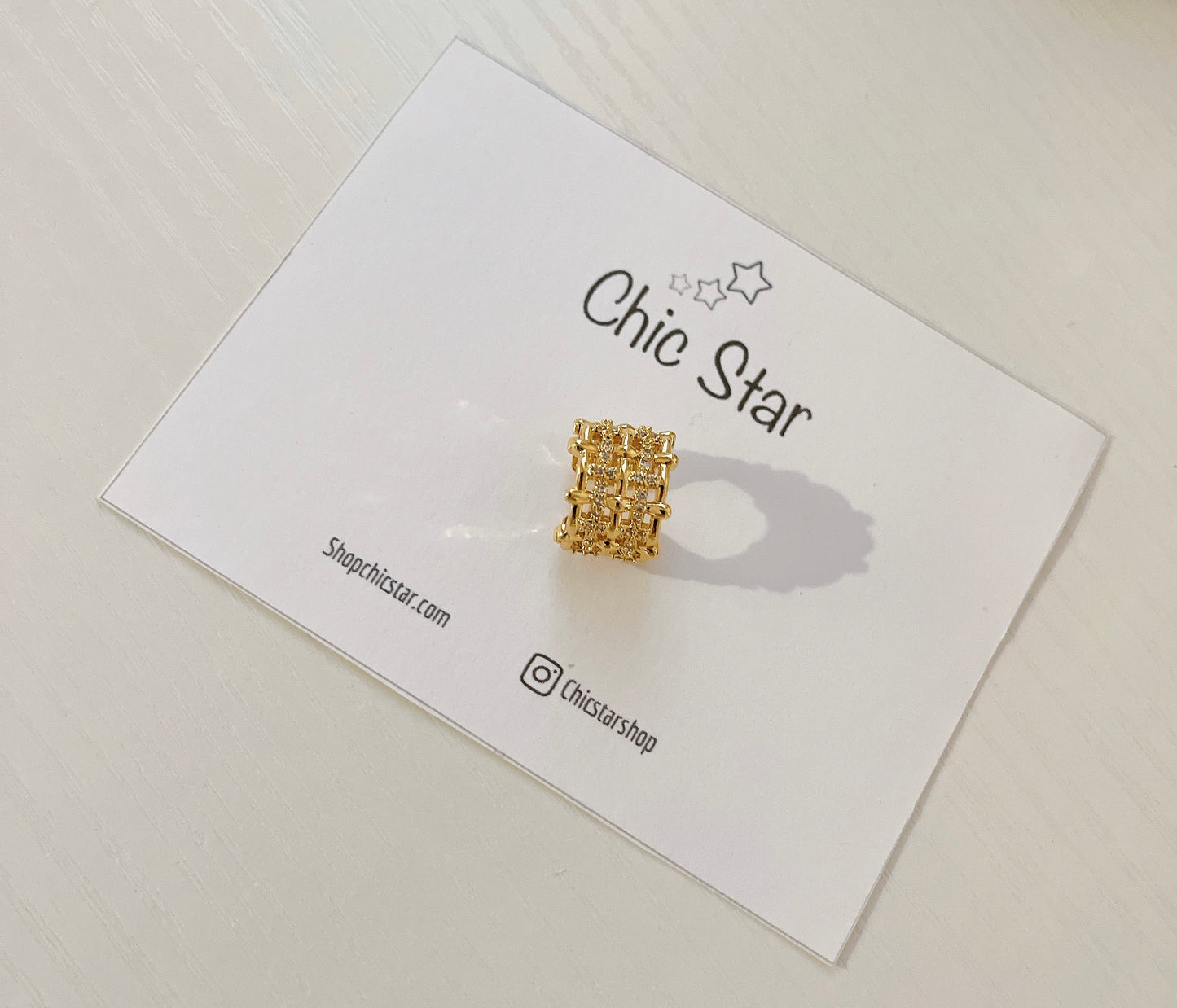 Ear cuff