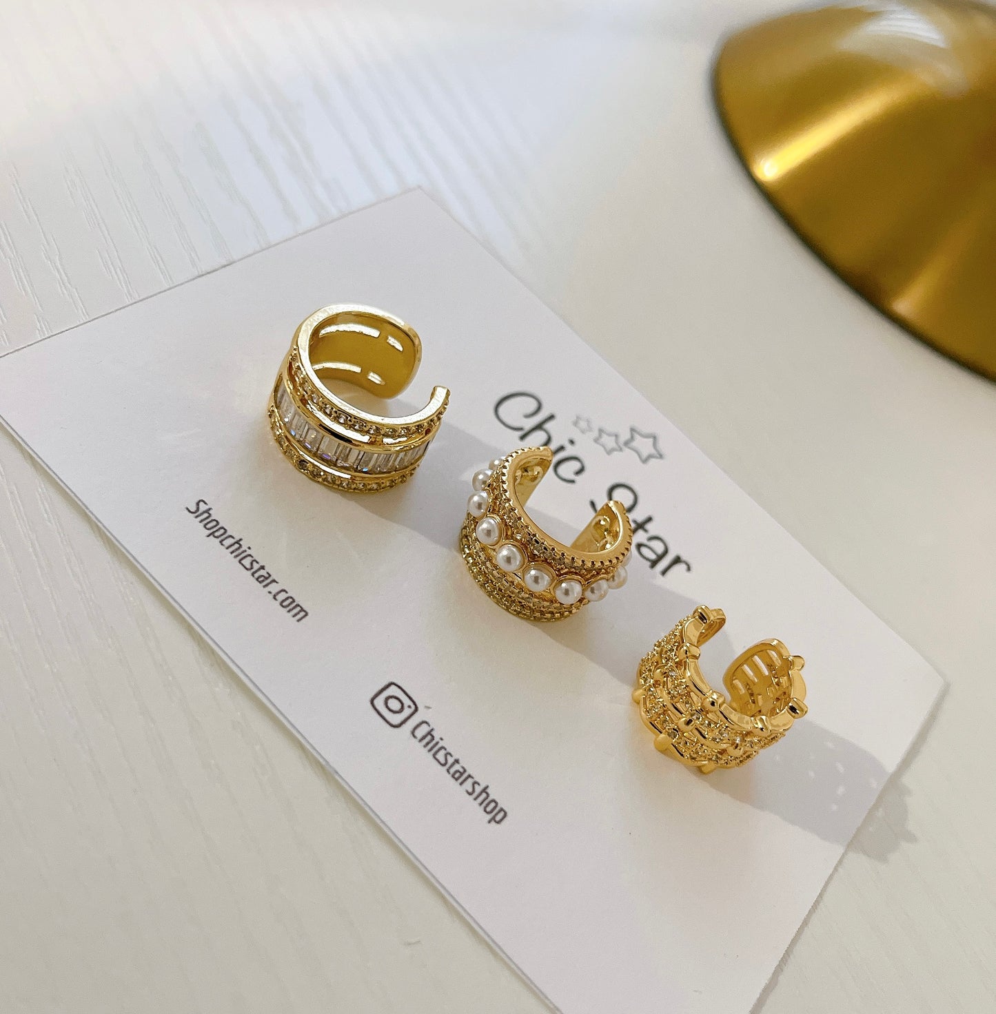 Ear cuff