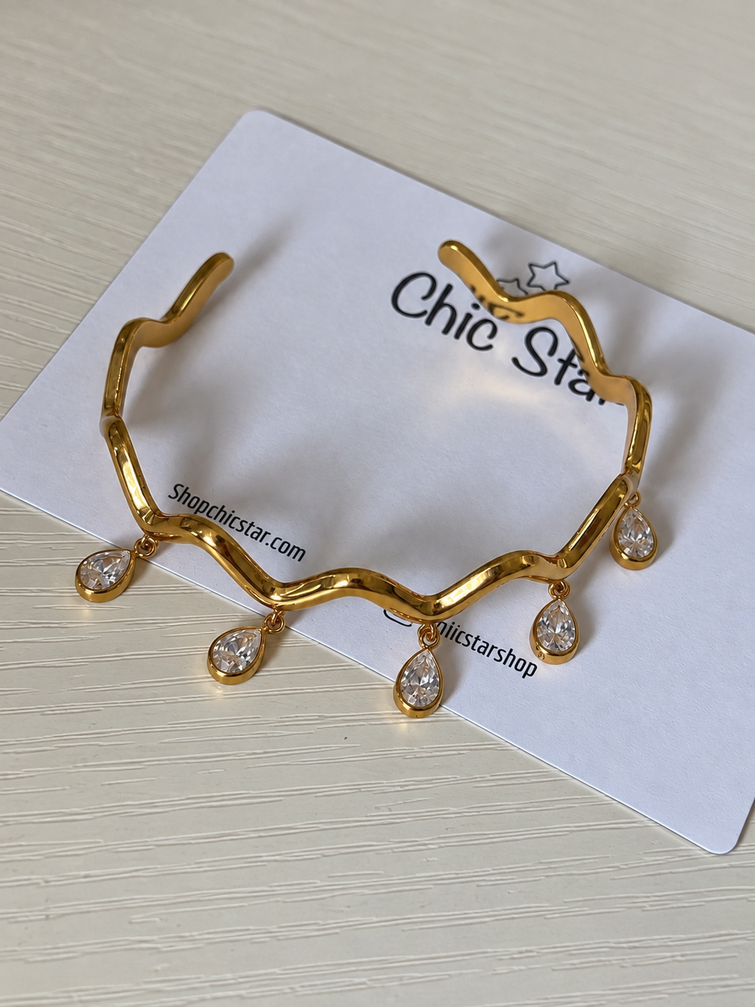 Tear Drop Wave Open Bangle