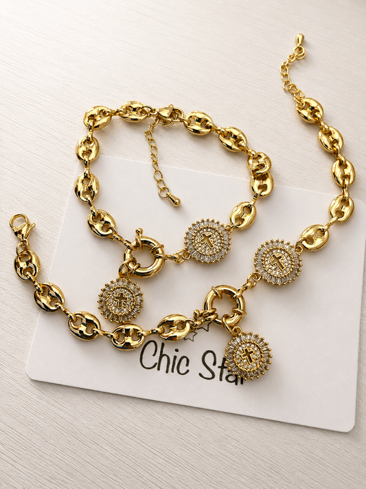 Prestige Oval Link With Cross Bracelet