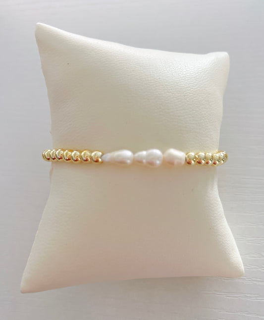 Shell and Beads Bracelet